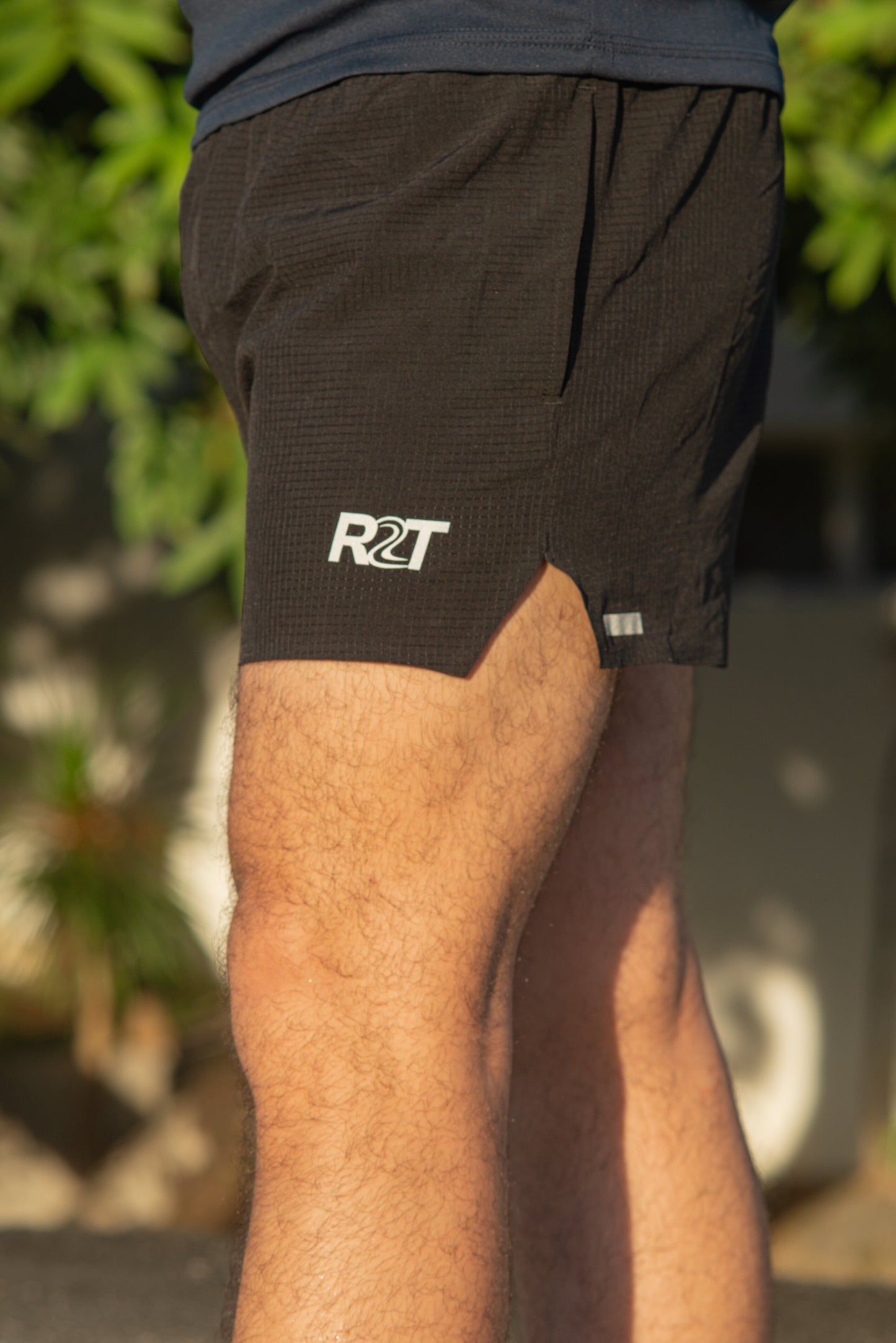 Unisex Multi-pocket Shorts (Black)
